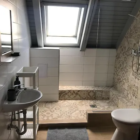Lägenhet Kerti Apartman
