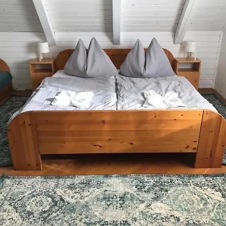 Kerti Apartman *