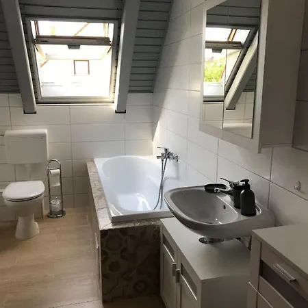 Kerti Apartman Lägenhet *